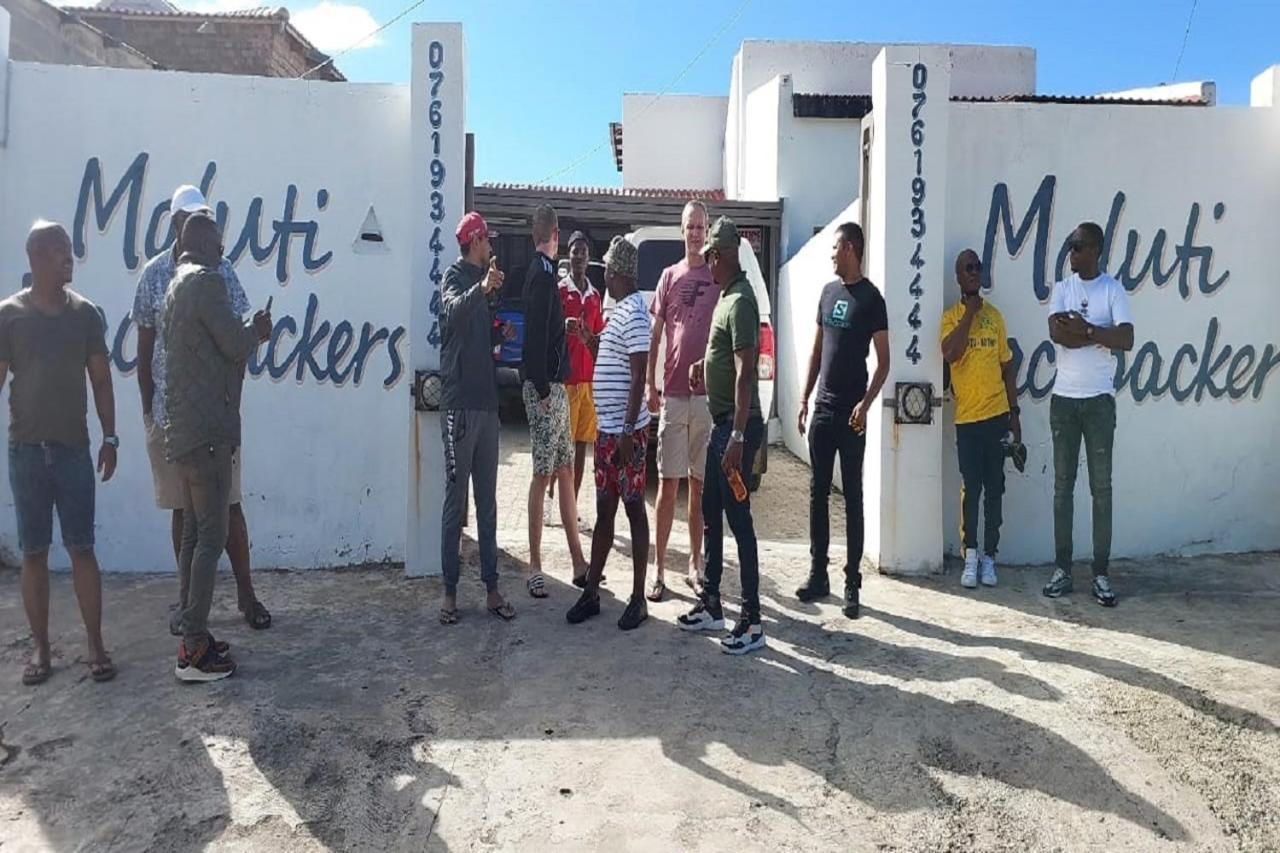 Maluti Backpackers Hotel Phuthaditjhaba Екстериор снимка