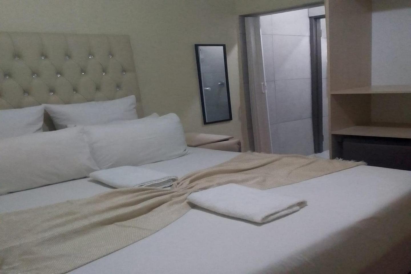 Maluti Backpackers Hotel Phuthaditjhaba Екстериор снимка
